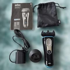 BRAUN Series 9 メンズ電気シェーバー 本体のサムネイル