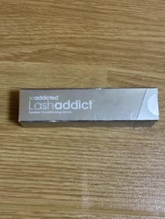Lashaddict まつ毛美容液のサムネイル