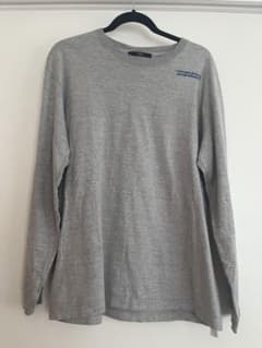 Kastane ロゴプリント 長袖Tシャツ グレーのサムネイル