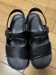 リゲッタ　ブラック コンフォートサンダル バックストラップ付きのサムネイル