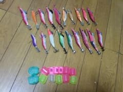 エギセット19本　キャップ13個のサムネイル