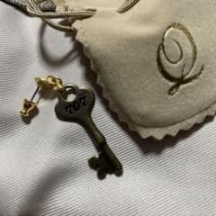 矢沢あい展 ピアス NANA 707号室の鍵 q-pot - メルカリ