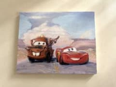 ピクサー展 ウォールキャンバスL マックィーン＆メーター - メルカリ