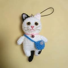 な*ん様 ハンドメイド あみぐるみ ネコ ストラップ 白黒猫 - メルカリ