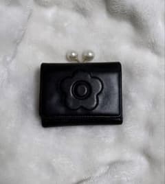 MARY QUANT 財布のサムネイル