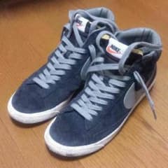 NIKE Blazer ナイキ ブレザー スニーカーのサムネイル