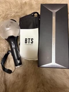 BTS OFFICIAL LIGHT STICK VER.3 ペンライトのサムネイル