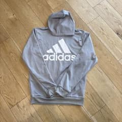 adidas パーカーのサムネイル