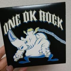 ROCKさま専用です⭐ ONE OK ROCK 紙ジャケ　廃盤のサムネイル