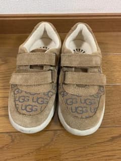 UGG  キッズ　靴　17cm アグ　子供のサムネイル