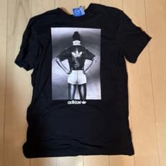 adidas グラフィックTシャツ M 黒のサムネイル