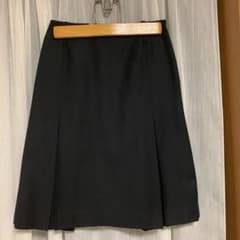 スカート 美品 ブラック 36サイズのサムネイル