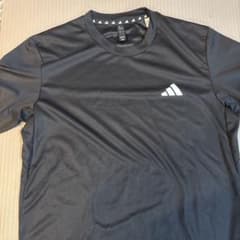 adidas メンズTシャツのサムネイル
