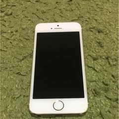 【タナモ様専用】iPhone 5 s ゴールド 16Gのサムネイル