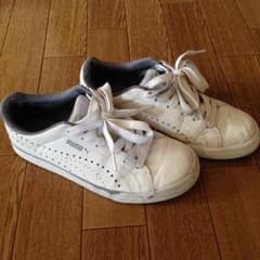 スニーカーのサムネイル