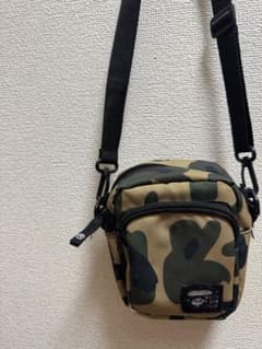 A BATHING APE カモフラージュ ショルダーバッグのサムネイル