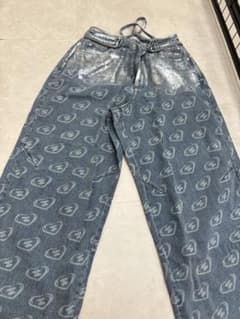 APEE ロゴパターンデニムパンツ Sサイズ　未使用　APEのサムネイル