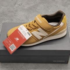 【未使用品】New Balance キッズ スニーカー イエローのサムネイル