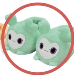 TWICE GIGO 限定 モモ・ミナ ぬいぐるみスリッパ TWICE LOVELY GIGO限定 モモ ぬいぐるみスリッパ - メルカリ