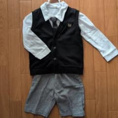 キッズ フォーマルスーツ 110cm 黒白卒園式　入学式　男の子のサムネイル
