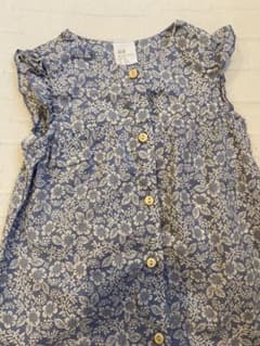 H&M フラワープリントロンパース 6-9Mのサムネイル