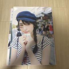 渡辺梨加写真集 饒舌な眼差しのサムネイル