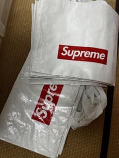 supreme ショッパー 大3中10小10 袋 supreme ショッパー 大3中10小10 袋 - メルカリ