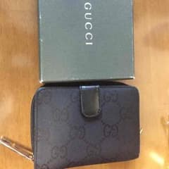 GUCCI折りたたみ財布 正規品のサムネイル