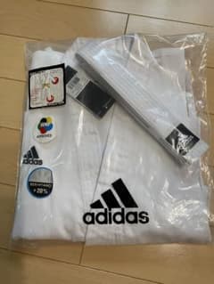 adidas 空手胴衣セット WKF承認　白帯付きのサムネイル