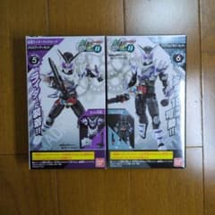 創動 仮面ライダービルド 仮面ライダーマッドローグ セットのサムネイル