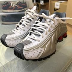 Nike Shox R4 OG Metallic SilverComet Redのサムネイル