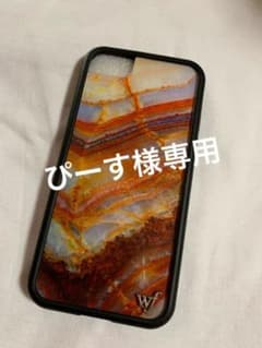 ぴーす様専用iPhoneケースのサムネイル