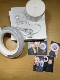 ITZY OFFICIAL LIGHT RING ペンライト トレカ付きのサムネイル