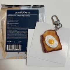 LE SSERAFIM【MORNING DASH KEYRING】サクラのサムネイル