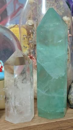 水晶＋虹（銀）　エメラルド＋虹（翡翠）　神と勇者の石 水晶＋虹（銀） エメラルド＋虹（翡翠） 神と勇者の石 - メルカリ