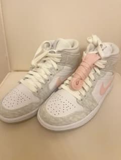 WMNS エアジョーダン1 MID SE 23cm グレー ピンクのサムネイル