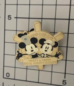 【匿名配送】DisneyCardClubミッキー＆ミニー 90周年記念ピンバッジ