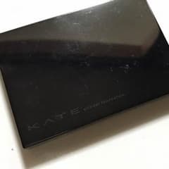 ファンデーションのサムネイル