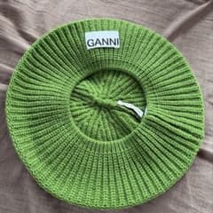 GANNI ニットベレー帽 グリーン