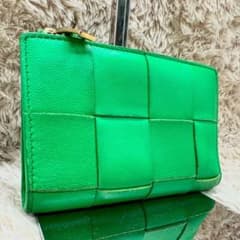 美品】ボッテガヴェネタ 二つ折り財布 パラキート グリーン カセット