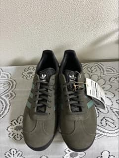 未使用品 26㎝ ガゼル adidas パントーン gx2209 gazelle - メルカリ