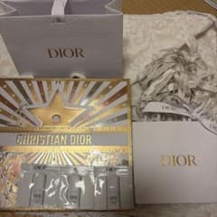 DIOR ショッパー ギフトボックス サンプルセット - メルカリ