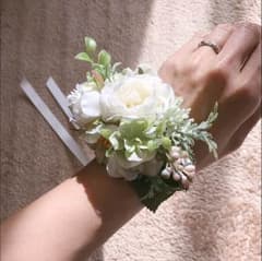【値下げしました】新品・未使用 リストレット（リストブーケ）のサムネイル
