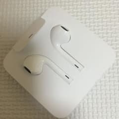 〈新品・未使用〉  iPhone8 付属 イヤホンのサムネイル