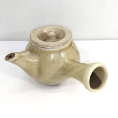 美品 出西窯 急須 陶器 ベージュ 小さめ 民芸 美品 出西窯 急須 陶器 ベージュ 小さめ 民芸 - メルカリ