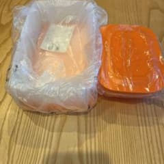 値下げ  タッパーウェア  オレンジ色セットのサムネイル