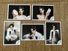SnowMan 目黒蓮 少年たち 桶 公式生写真 オフショのサムネイル