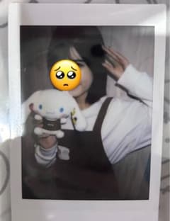 月足天音　フルーツサンド　チェキのサムネイル