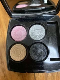 CHANEL シャネルアイシャドウのサムネイル