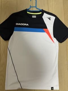 diadora 白テニスウェアのサムネイル